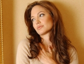 Angelina Jolie - Picture 322 - 1024x768