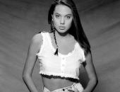 Angelina Jolie - Picture 150 - 1024x768