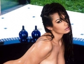Aria Giovanni - Picture 52 - 400x595