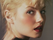 Elisha Cuthbert - Picture 19 - 1024x768