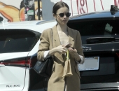 Lily Collins - Picture 9 - 2961x4442
